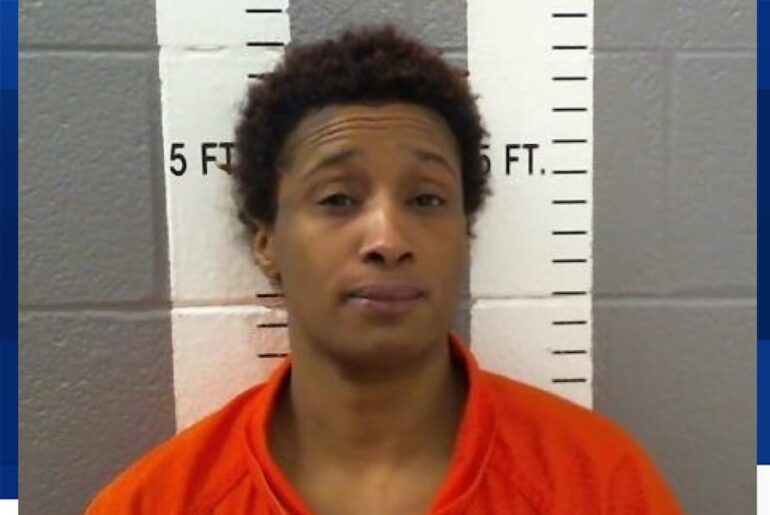 Ardmore woman arrested after alleged golf club assault