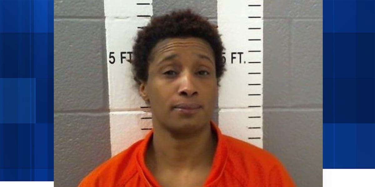 Ardmore woman arrested after alleged golf club assault Ardmore woman arrested after alleged golf club assault