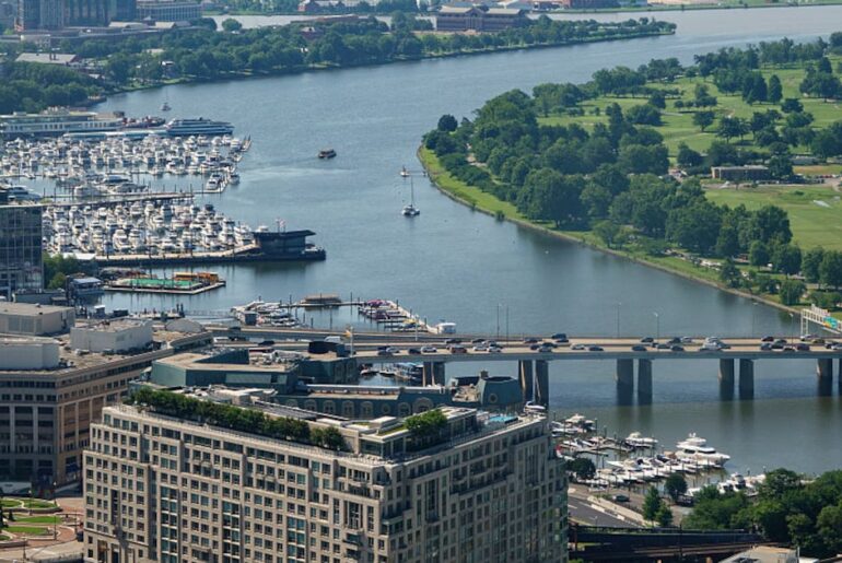 Donald Trump makes move toward potential takeover of D.C. golf courses