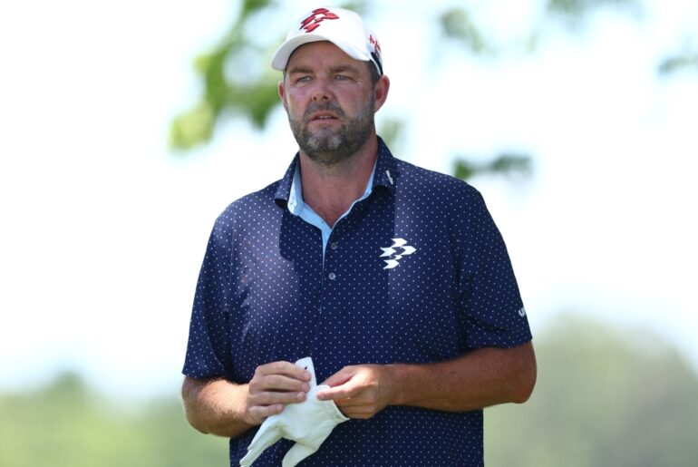 Leishman turning back clock as McIlroy-mania awaits - News