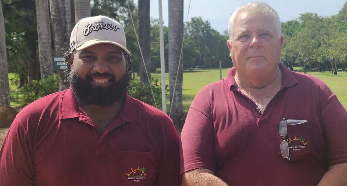 Golfers Harrie Ginate and Grant Crossley.