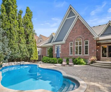 Five offers for Markham bungaloft next to golf course after $190,000 price cut