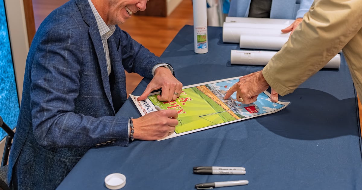 Artist Lee Wybranski cements a foothold in the golf industry Artist Lee Wybranski cements a foothold in the golf industry