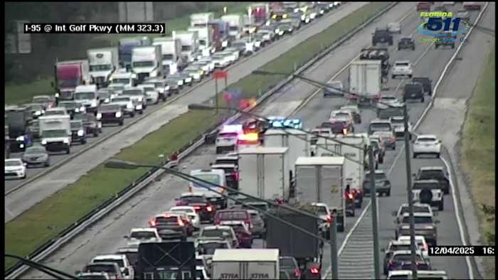 Major backups on I-95 South at International Golf Parkway due to police activity