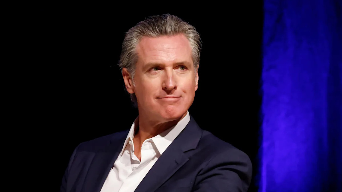 Gavin Newsom Mocks Intimate Picture of MAGA Rocker Golfing With Trump Yahoo entertainment home