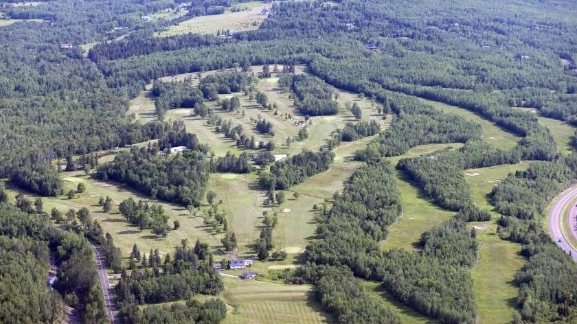 Housing or parkland? Duluth debates future of long-closed golf course amid housing crunch – MPR News MPR News