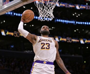 JJ Redick(L) and LeBron James(R)