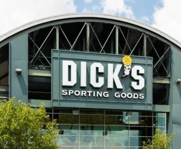 One Redditor was outraged after finding around 100 golf clubs from Dick's Sporting Goods allegedly destroyed in a dumpster.