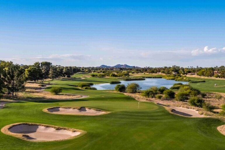 Give the gift of golf this holiday at JW Marriott Scottsdale Camelback Inn Resort & Spa