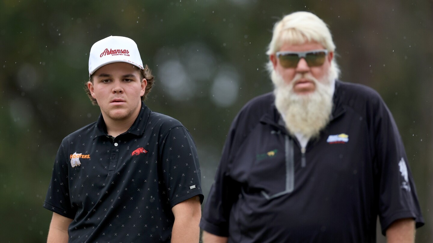 Field, format, TV times for PNC, featuring Tiger and Charlie Woods Field, format, TV times for PNC, featuring Tiger and Charlie Woods