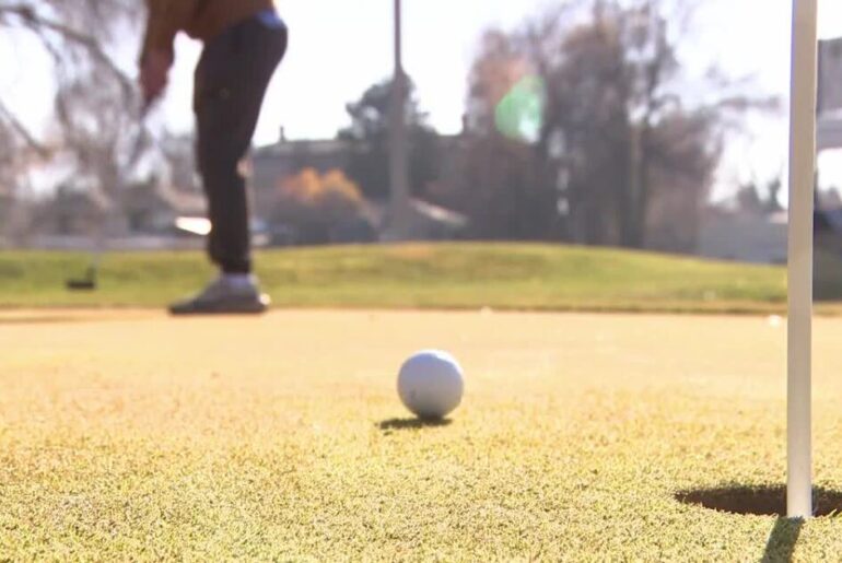 Unusually warm weather extends golf season for Utahns