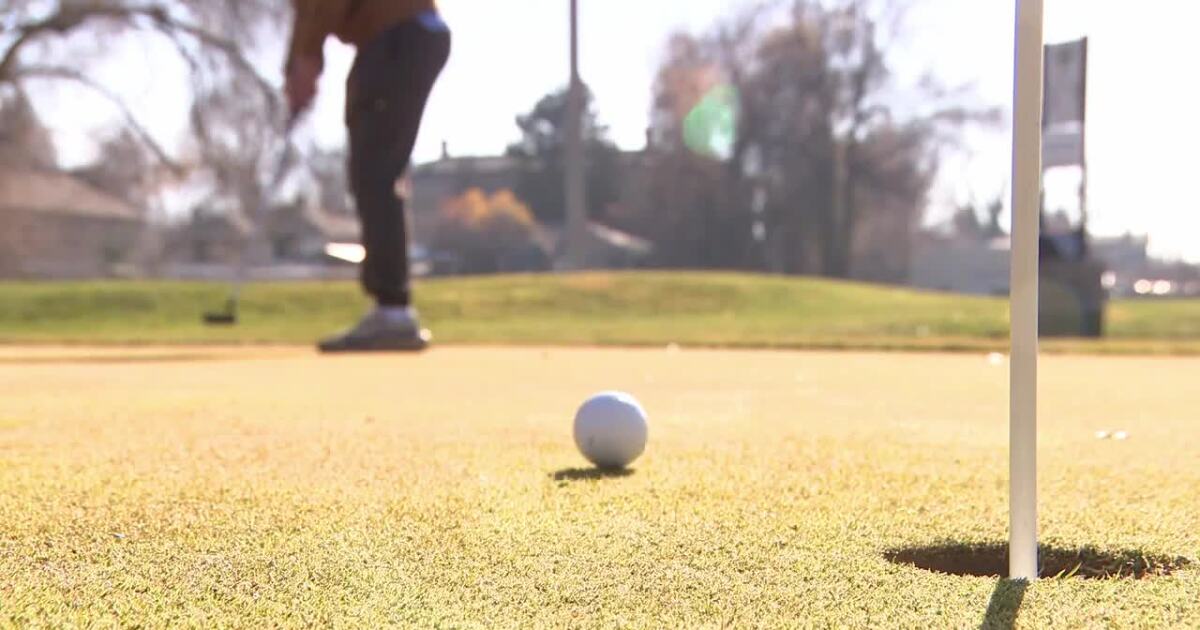 Unusually warm weather extends golf season for Utahns Unusually warm weather extends golf season for Utahns