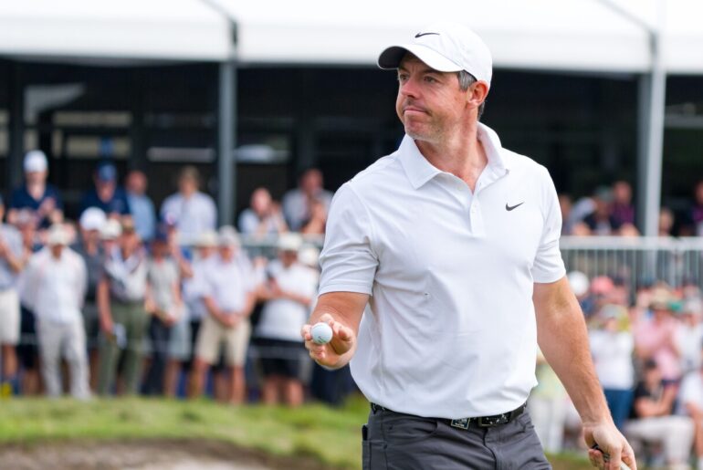 Rory McIlroy makes six bogeys, five birdies in opening round at Australian Open