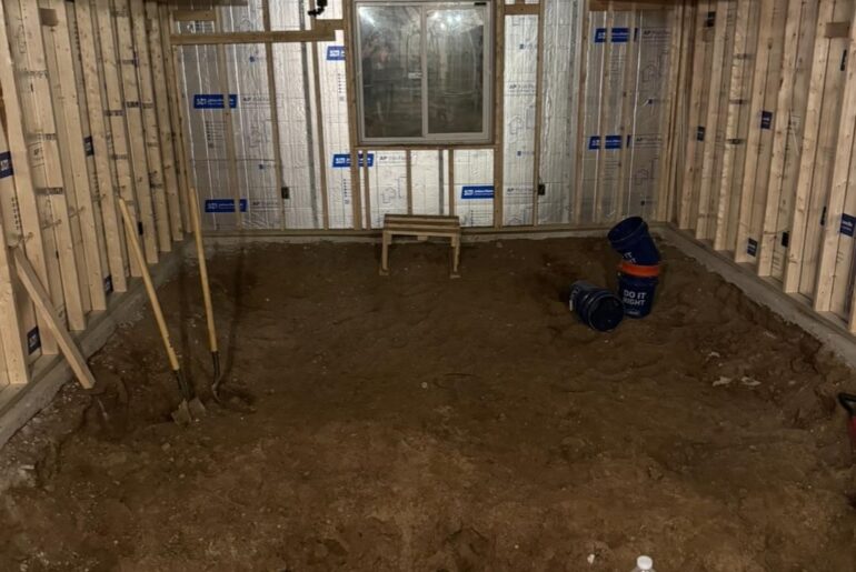 Finished my dream golf simulator in my basement!