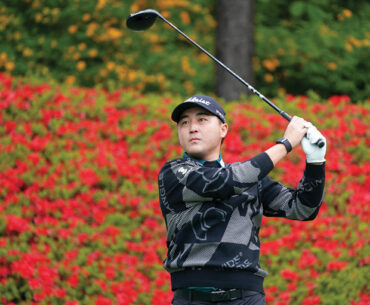 Richard T. Lee leads after Day One of LIV Golf Promotions