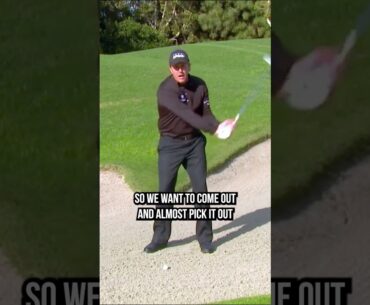 Phil Mickelson The Key to Hitting Fairway Bunker Shots #philmickelson #golf #swingtips