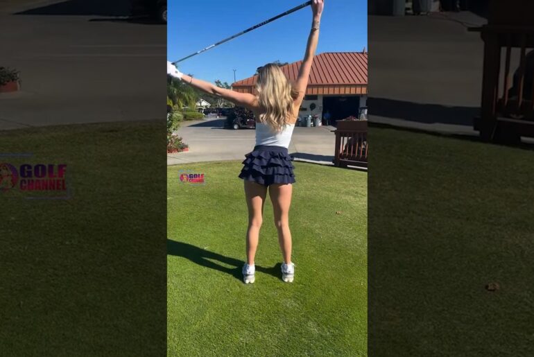Amazing Golf Swing you need to see | Golf Girl awesome swing | Golf shorts | Morgan Rae