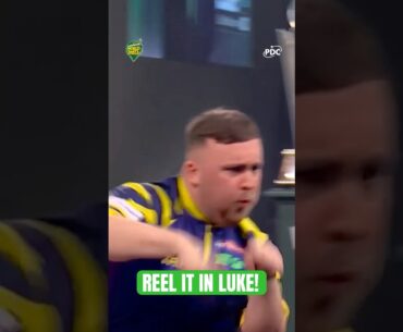 REEL IT IN LUKE! 🎣 | 2025/26 Paddy Power World Darts Championship