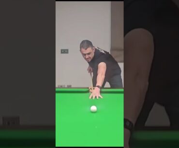 Ronnie O’Sullivan’s Crazy New Trickshot! | Snooker Genius #shorts
