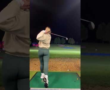 Amazing Golf Swing you need to see | Golf Girl awesome swing | Golf shorts | Anna Halliday