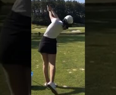 아이언은 힘빼고 부드럽게 쳐야 오차가 줄어들어요.미녀골퍼 정수정프로 티샷_KLeportsTV #코리아 #레포츠 #Korea #Leports #TV #한국 #KLEPORTSTV