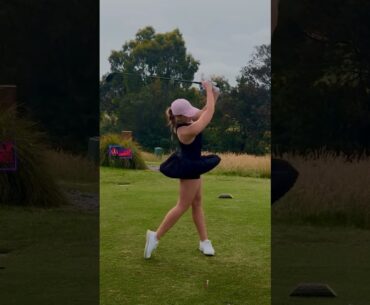 Amazing Golf Swing you need to see | Golf Girl awesome swing | Golf shorts | Shell Cuddihy
