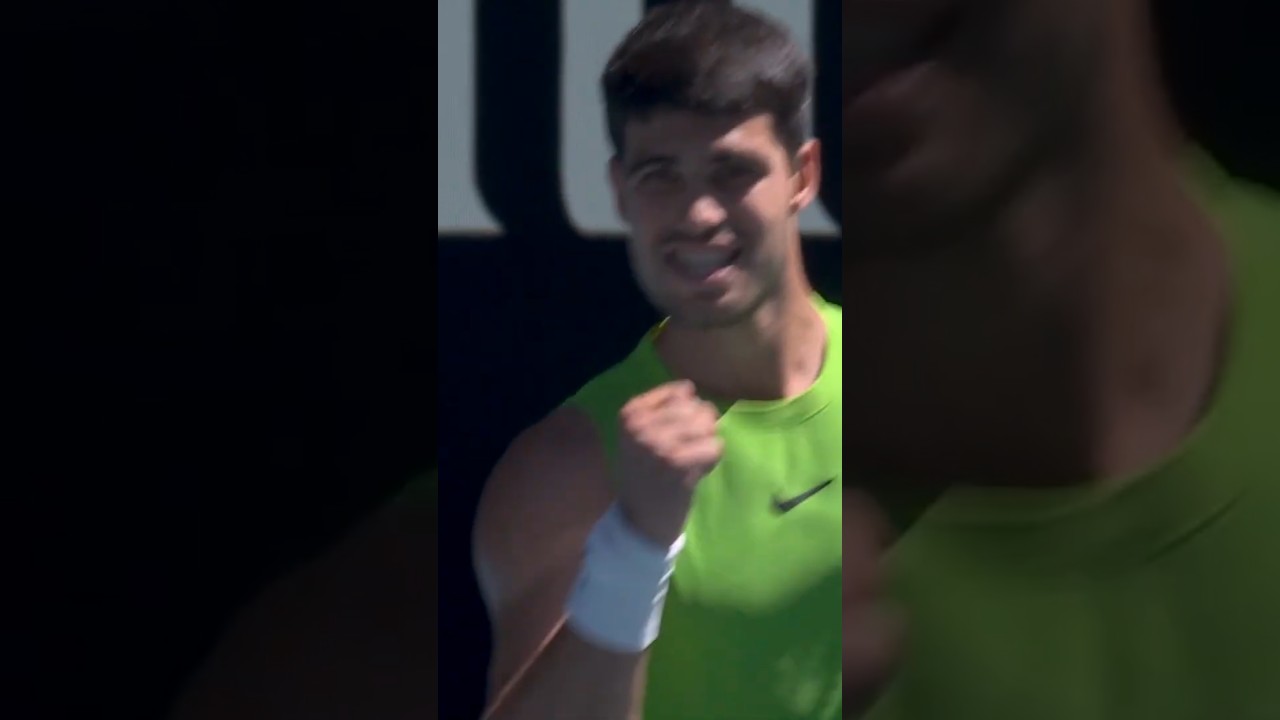 Alcaraz’s BLISTERING backhand! 🔥 Alcaraz's BLISTERING backhand! 🔥