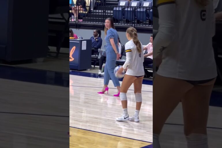 #volleyball  #fyp #waitforit #womensvolleyball