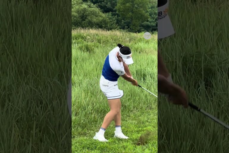 공의 방향은 마지막 찐~ 미소에서 확인하세요~~  💙🤍 | KLPGA 방신실(Sinsil Bang) #응원릴레이 #방신실2026