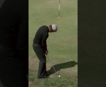 Gary Player makes it look SO EASY 👏