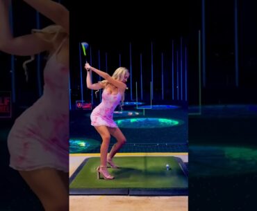 Amazing Golf Swing you need to see | Golf Girl awesome swing | Golf shorts | Sarah Lillian