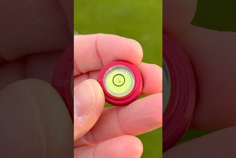 This 'Tee" has a Built-in GREEN READER  #golf #golfgear #golfskill