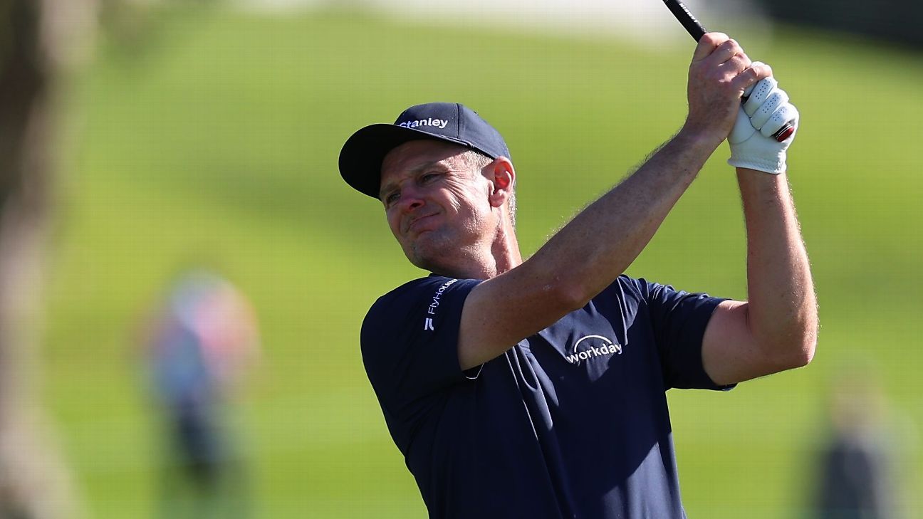 Justin Rose breaks 36-hole record at Torrey Pines, up 4 shots Copy Link