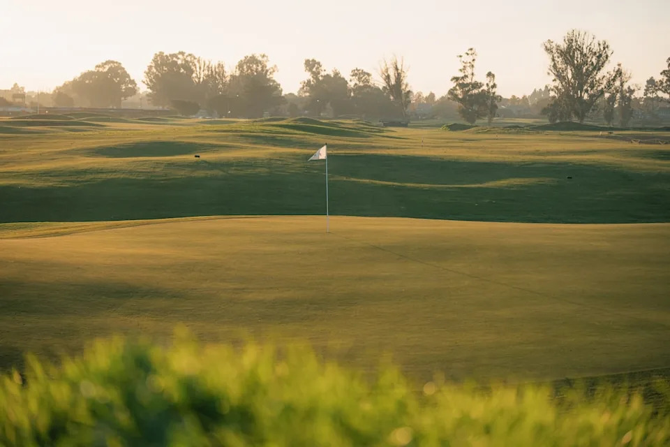 /content/dam/images/golfdigest/fullset/2023/1/Corica North Course Hole 12.jpg