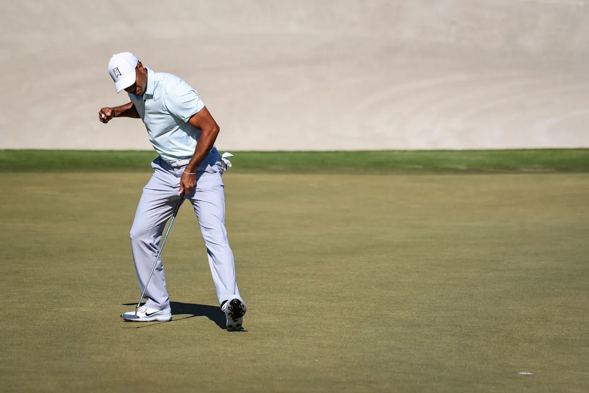 Celebrate Tiger Woods’ 50th Birthday with 50 Fist Pumps Download app from appStore