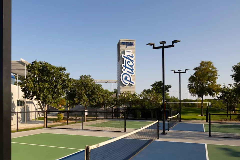 The Pitch's pickleball courts remain at the first Popstroke in Austin. (Jason Risner/Courtesy of PopStroke)