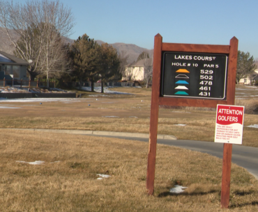 Residents voice concerns about proposal to turn Sparks golf course into housing | Local News