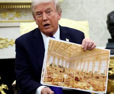 Trump stops motorcade to shop for White House ballroom in Florida