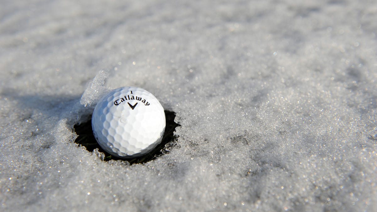 Two Minnesota golf courses damaged by vandals riding snowmobiles