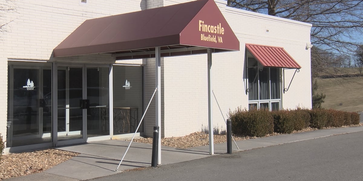 Two Virginias country club adds golf simulator, updates menu