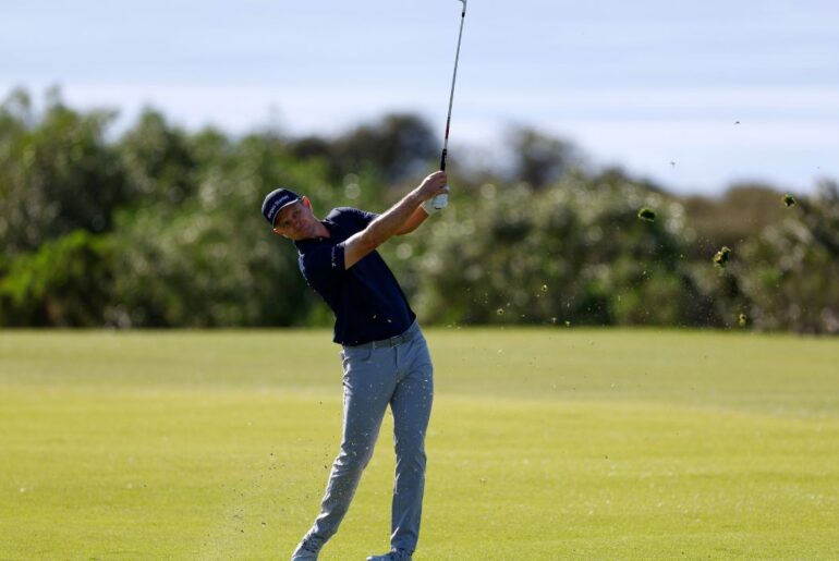 Rose breaks his 36-hole record at Torrey Pines, Koepka makes it to the weekend
