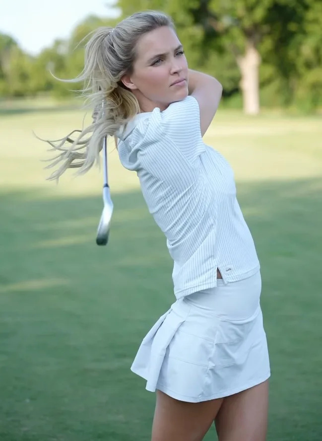 <span class="wp-caption-text">Paige Mackenzie/Instagram</span>