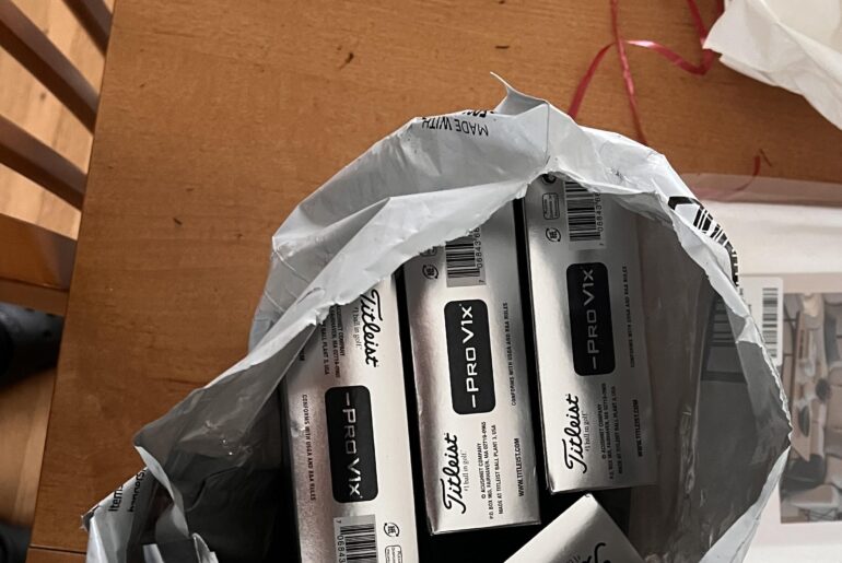 Ordered 1 box, received 4