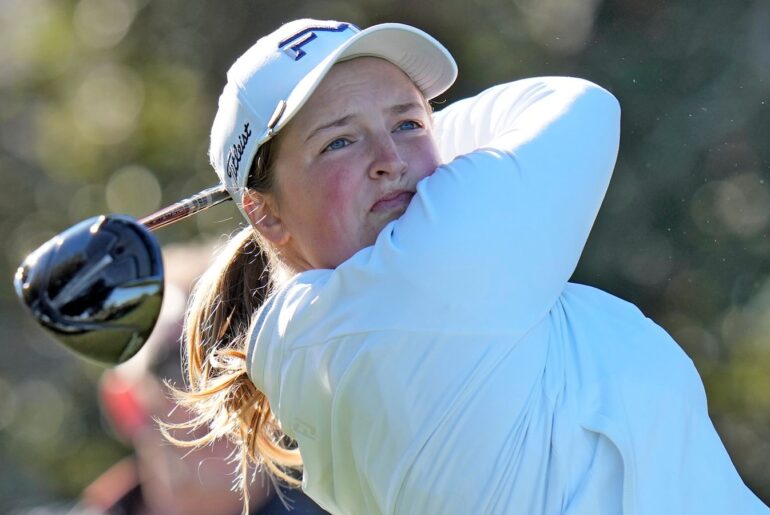 Lottie Woad, of England tees off on the fifth hole during the first round of The Annika LPGA golf tournament Thursday, Nov. 13, 2025, in Belleair, Fla. (AP Photo/Chris O'Meara)