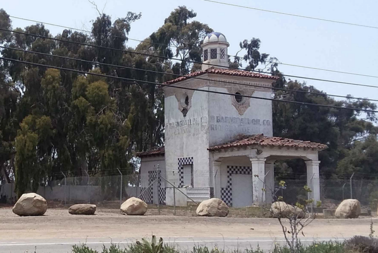 Sandpiper Golf Club and Barnsdall tower renovation plans 'wow' Goleta design review board