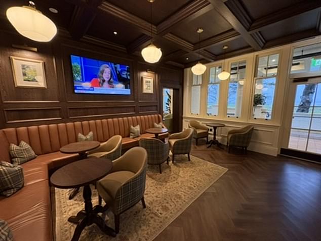 Dark oak panelled walls are also seen throughout the property, which again add to the elegance and grandeur of the Dunluce Lodge