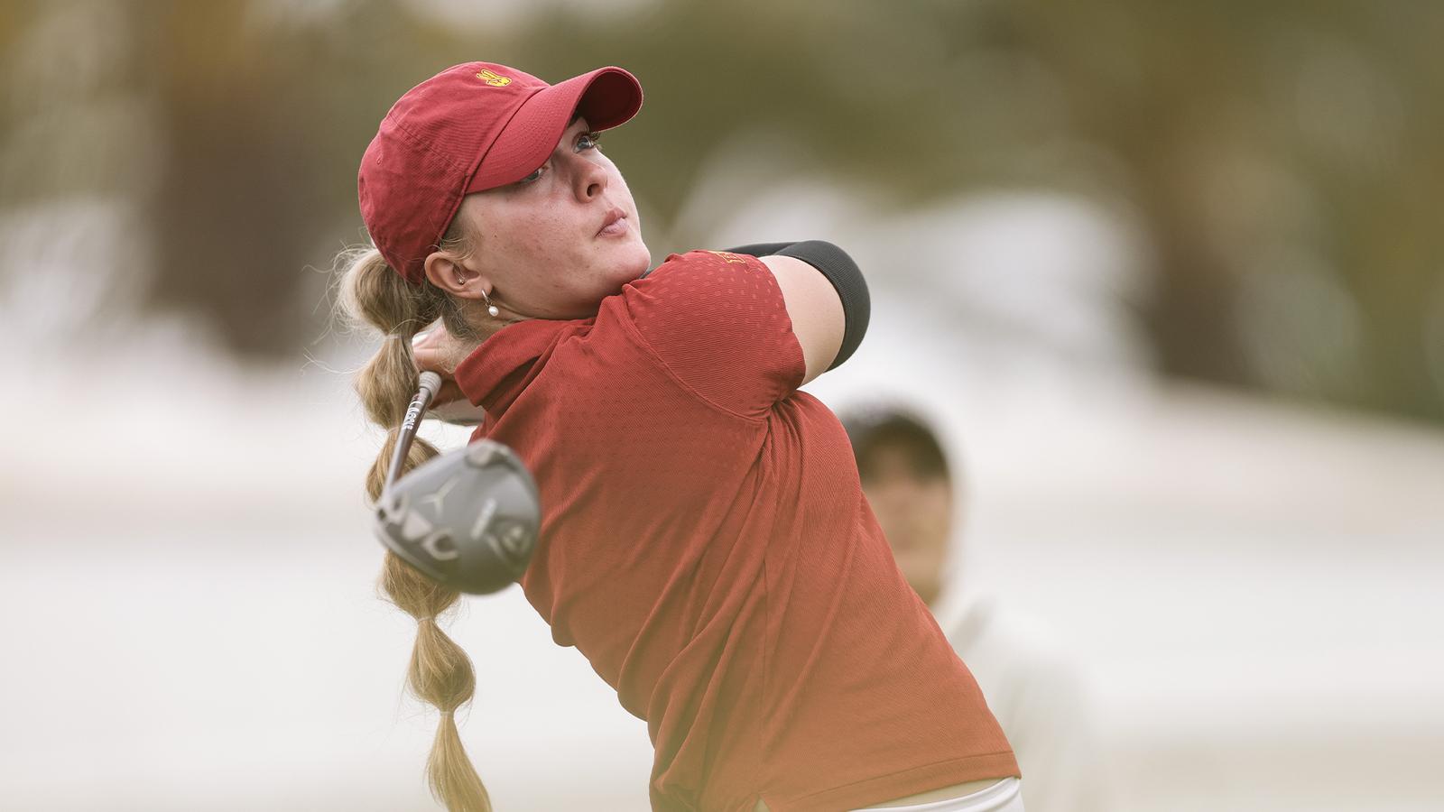 No. 2 USC Women’s Golf Competes at the Therese Hession Regional Challenge Women's Golf team poses with the Victory Bell after winning the 2026 Battle of LA