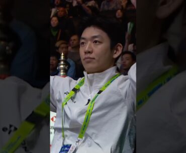 The Lee Yong Dae 🇰🇷 effect from the coaching chair. 😍 #badminton