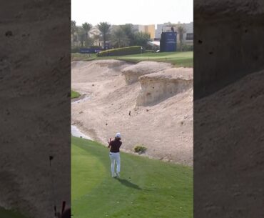 SCARY golf shot played UNBELIEVABLE well 🤯