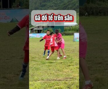 Tính đá gãy chân đối thủ luôn , gã đồ tể trên sân là đây đáng sợ quá #dokimphuc #zaizaicup